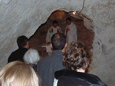 une des grottes du champ des bergers