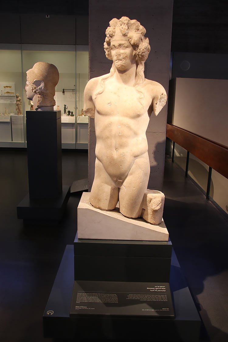 Dionysos
